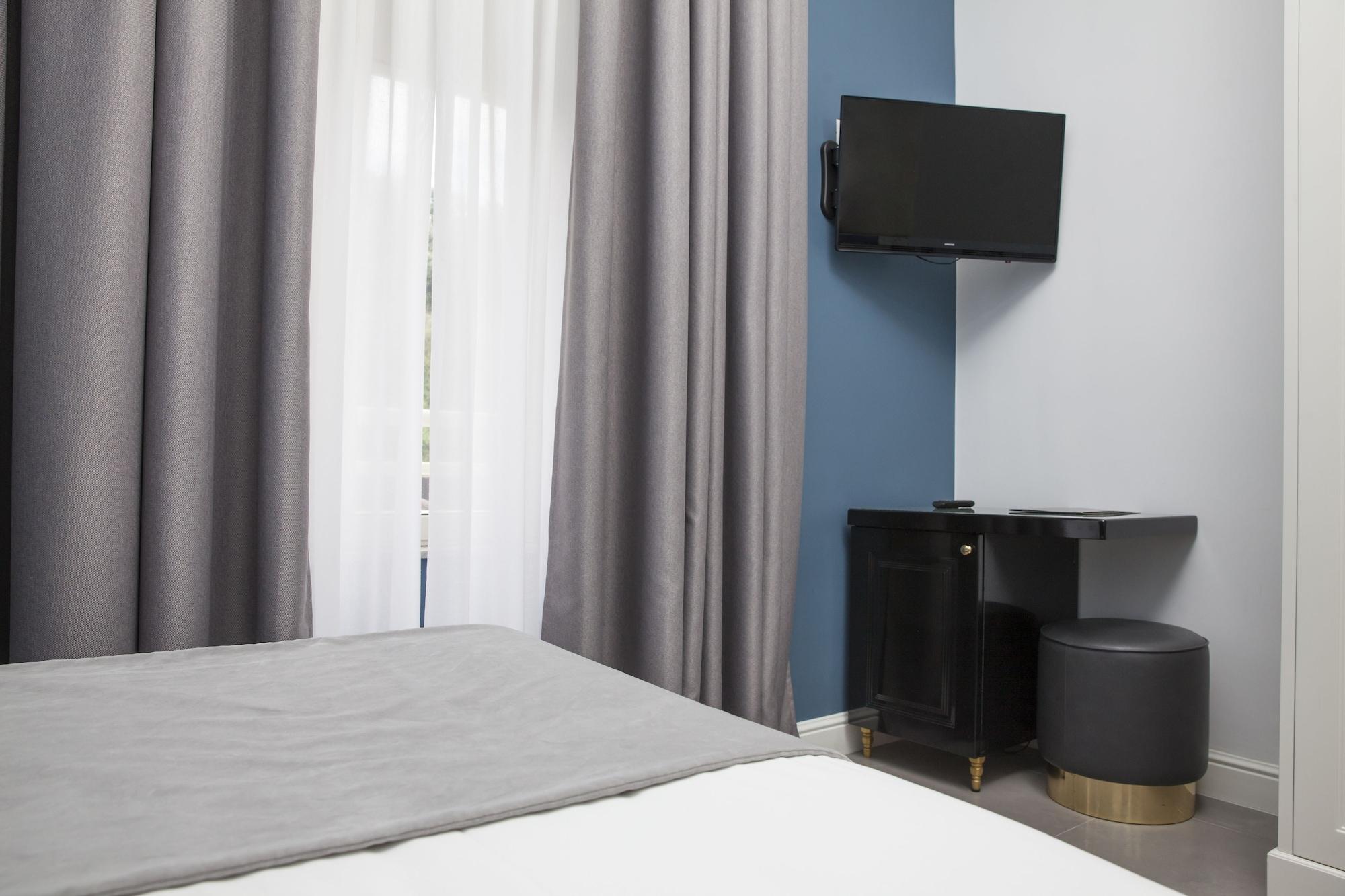 Boutique Hotel Metro 900 Napoli Bagian luar foto