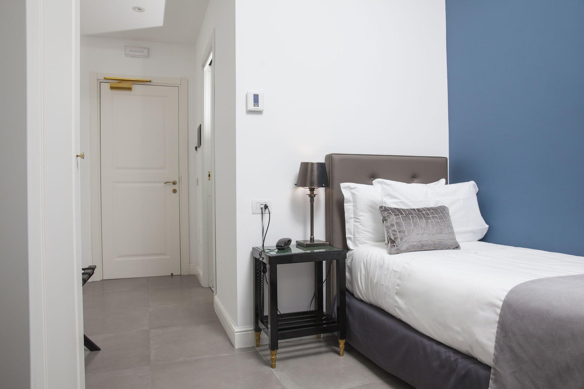 Boutique Hotel Metro 900 Napoli Bagian luar foto