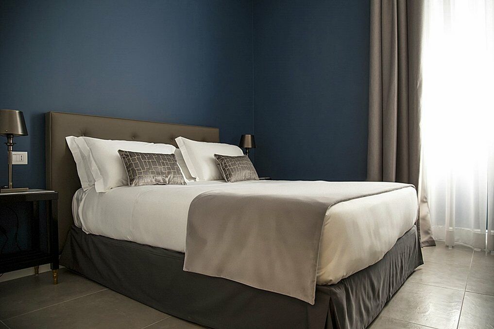 Boutique Hotel Metro 900 Napoli Bagian luar foto